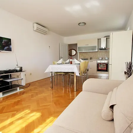 Apartment Peteh