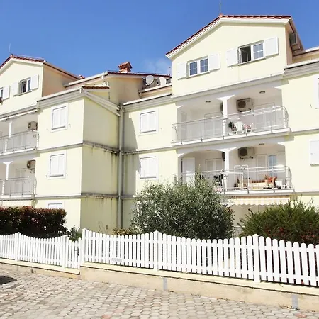 Apartment Peteh